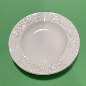 Wedgwood embossed queen’s ashtray